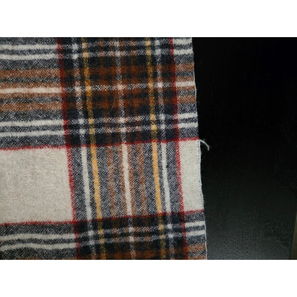 Heritage Vintage Pendleton 100% Virgin Wool Plaid Fringe Scarf Rectangle Preppy - Picture 9 of 9